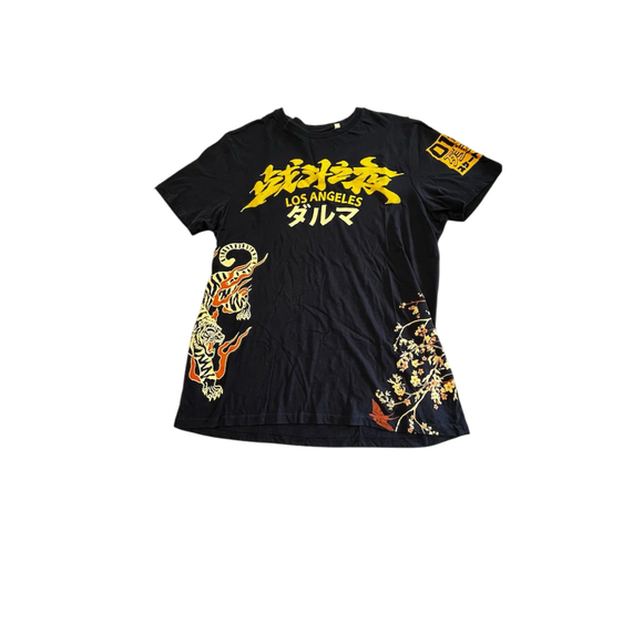 GUESS MENS ASIAN T-SHIRT SIZE Large - Picture 1 of 4